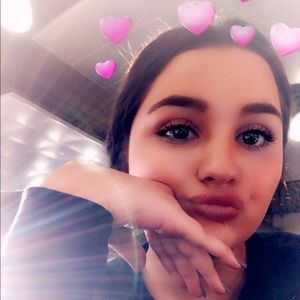 Meet your Posher, Arin